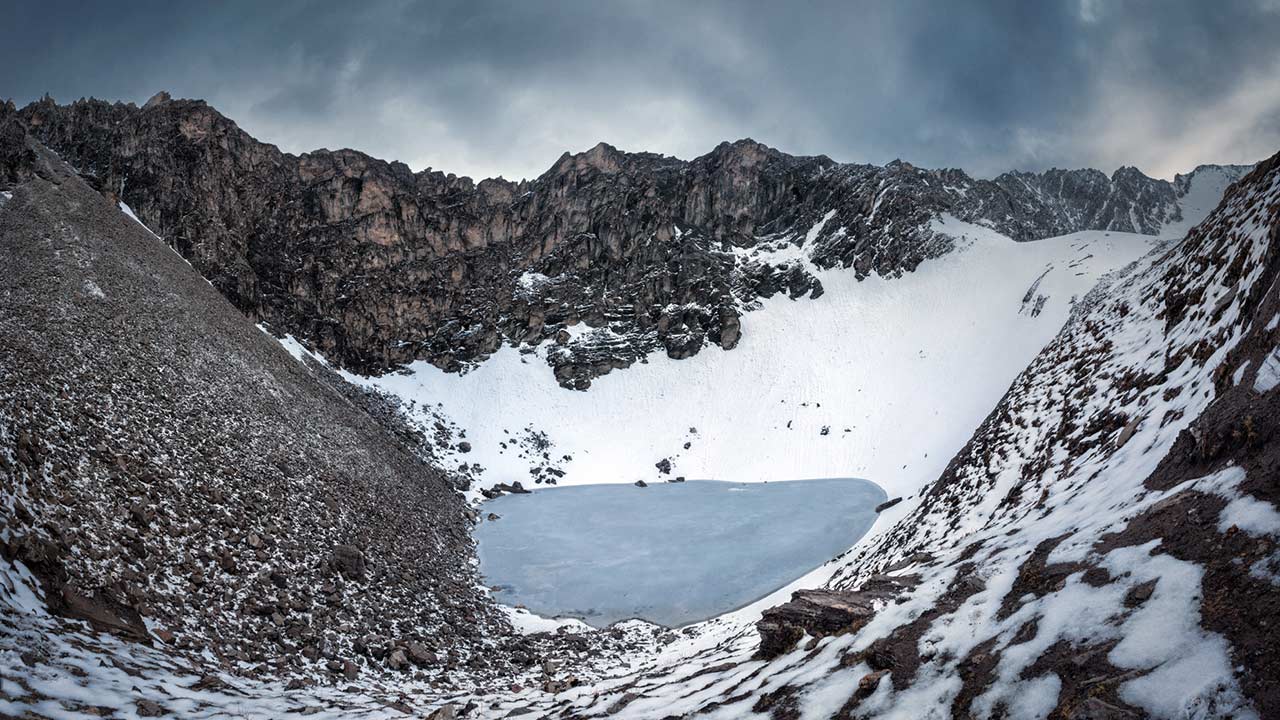 iskelet gölü himalayalar